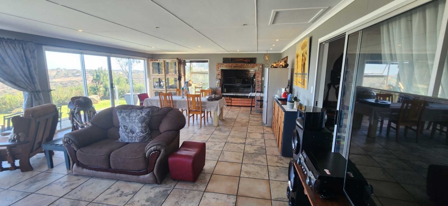3 Bedroom Property for Sale in Rheeboksfontein Western Cape